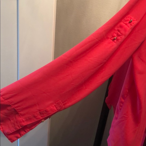 Express Hot Pink Top - Picture 2 of 2